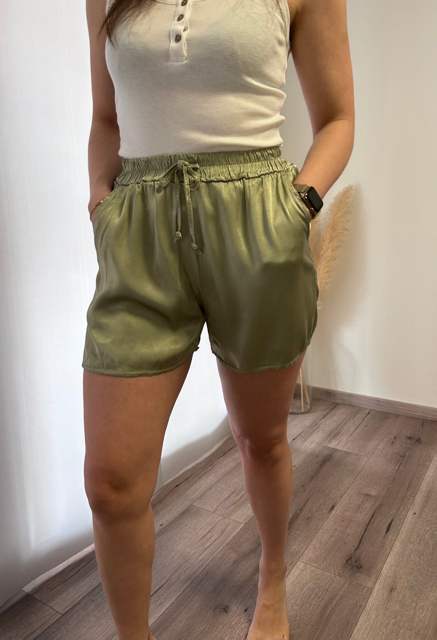 SILKY SHORTS SALBEI