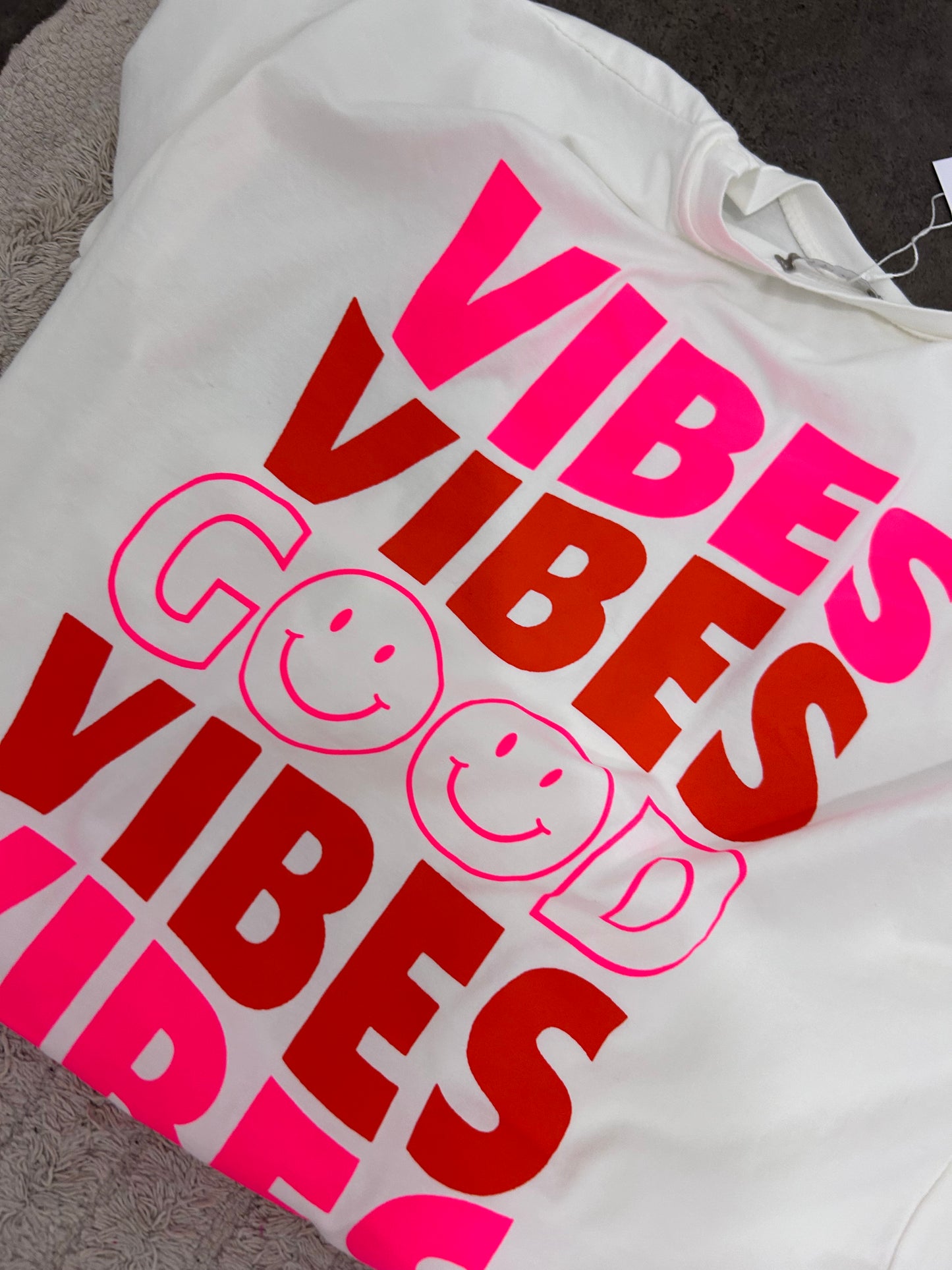 TSHIRT GOOD VIBES