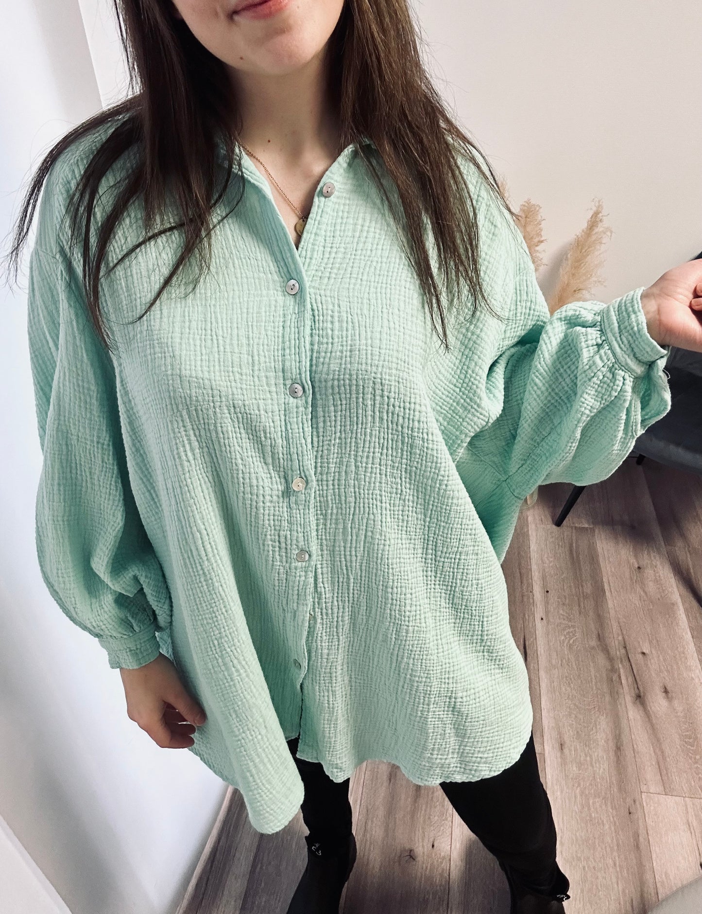 OVERSIZE BLUSENHEMD AUS MUSSELIN MINT