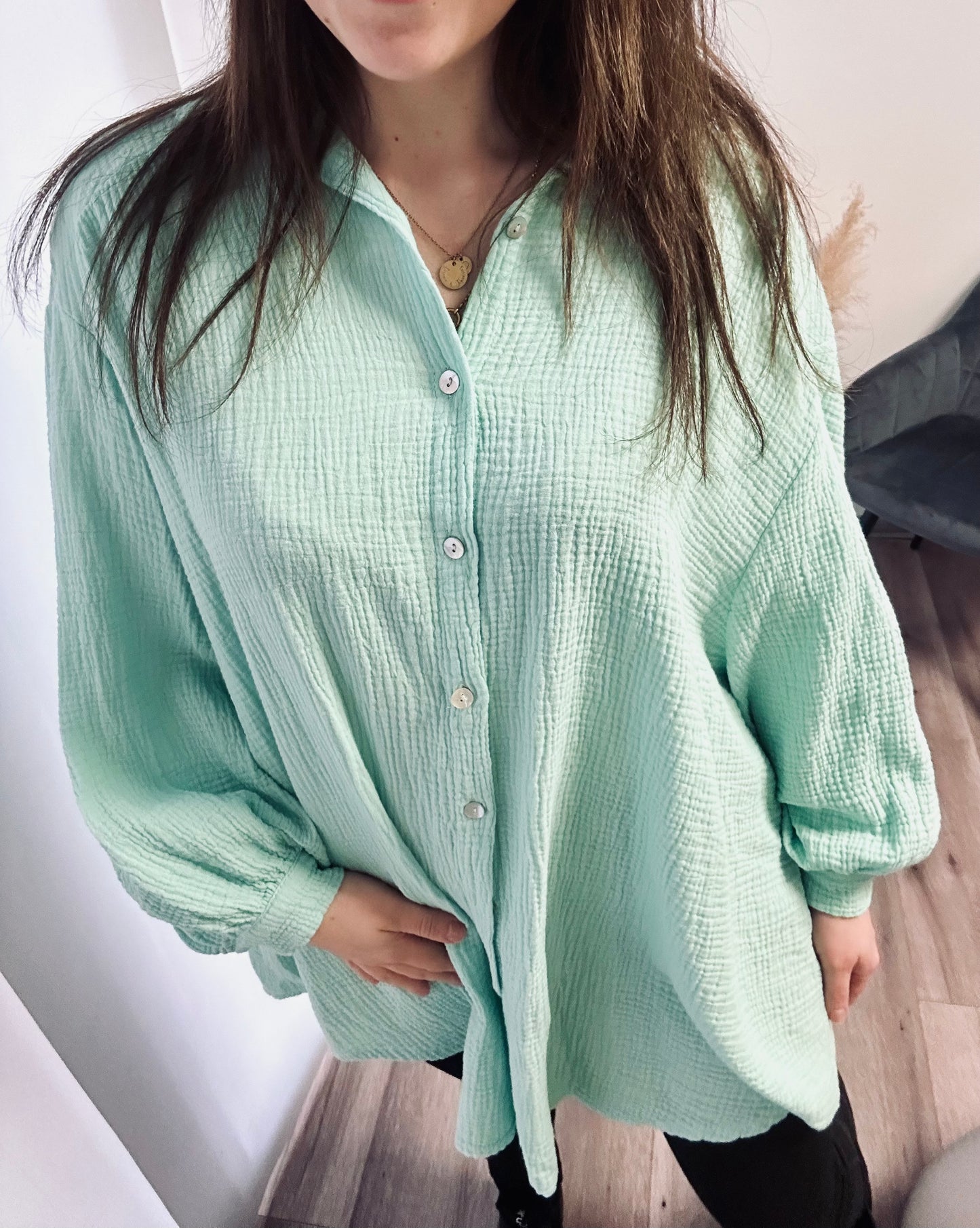 OVERSIZE BLUSENHEMD AUS MUSSELIN MINT