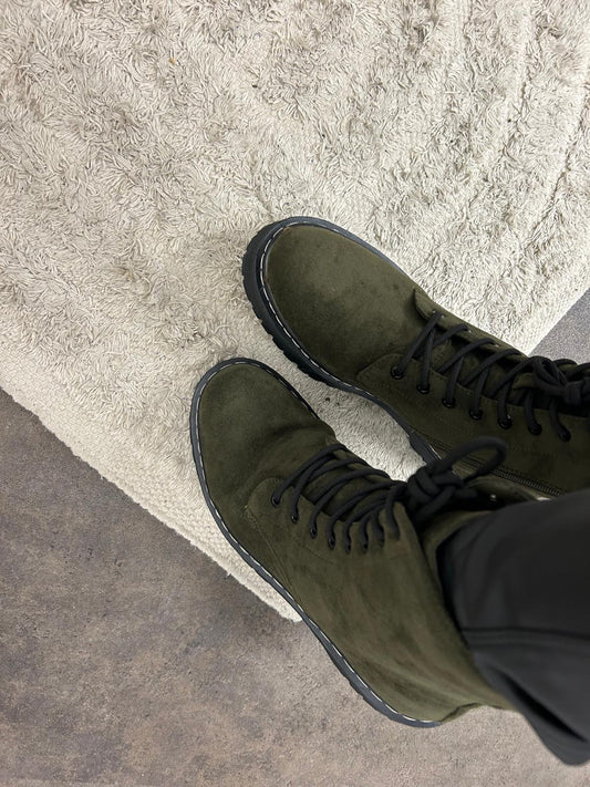 BOOTS ZUM SCHNÜREN GREEN WILDLEDER